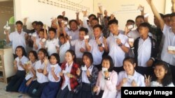 ထိုင်း-မြန်မာနယ်စပ် ကလေးငယ်တချို့ တရားဝင် အထောက်အထားများရ (SAW foundation- Children Crisis Center)