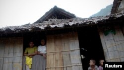 မယ်လ ဒုက္ခသည်စခန်း