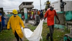 ဟေတီမှာ ငလျင်ကြောင့် လူထောင်ကျော်သေပြီး ရက်ပိုင်းအတွင်း မုန်တိုင်းဝင် ဟေတီမှာ ငလျင်ကြောင့် လူထောင်ကျော်သေပြီး ရက်ပိုင်းအတွင်း မုန်တိုင်းဝင်