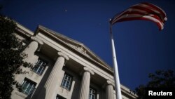 资料照片:位于华盛顿的美国司法部大楼(路透社)