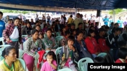 ဇူလိုင်လ ၁ ရက်နေ့တုန်းက ထိုင်းနယ်စပ်ရှိ ဒုက္ခသည်များကို မြန်မာနိုင်ငံ ပြန်ပို့စဉ်