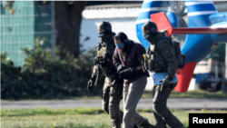 德国将发动美国9/11恐怖袭击的一名同犯遣送回其祖国摩洛哥。(2018年10月15日)