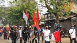 ကလေးဆန္ဒပြမှု အကြမ်းဖက်ဖြိုခွဲခံရ၊ သုံးဦးထက်မနည်း သေဆုံး ကလေးဆန္ဒပြမှု အကြမ်းဖက်ဖြိုခွဲခံရ၊ သုံးဦးထက်မနည်း သေဆုံး