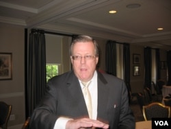 美国空军协会资深顾问皮特·修斯(美国之音申华拍摄)