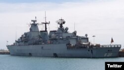 Tàu chiến Đức Bayern ở Singapore. Photo Twitter Germany in SGP.