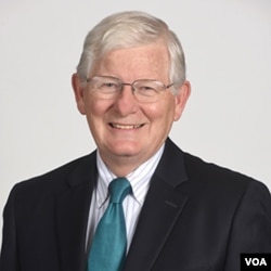 美国知名选举专家,美利坚大学国会与总统研究中心创办人詹姆斯·瑟伯教授(James Thurber)