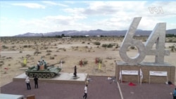 自由雕塑公园举办纪念六四活动 揭幕坦克人雕像 自由雕塑公园举办纪念六四活动 揭幕坦克人雕像