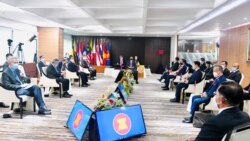 တိုင်းပြည်တည်ငြိမ်မှ အာဆီယံကိုယ်စားလှယ်ကို လာရောက်ခွင့်ပြုမည် (နစက သတင်းစာရှင်းလင်းပွဲ) တိုင်းပြည်တည်ငြိမ်မှ အာဆီယံကိုယ်စားလှယ်ကို လာရောက်ခွင့်ပြုမည် (နစက သတင်းစာရှင်းလင်းပွဲ)