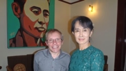 ဒေါ်အောင်ဆန်းစုကြည်စီးပွားရေးအကြံပေး Sean Turnell ဖမ်းဆီးခံရ ဒေါ်အောင်ဆန်းစုကြည်စီးပွားရေးအကြံပေး Sean Turnell ဖမ်းဆီးခံရ