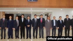 မြန်မာပြည်ထဲရေးဝန်ကြီး ဒုတိယဗိုလ်ချုပ်ကြီးကျော်ဆွေ နဲ့ အဖွဲ့ ဘင်္ဂလားဒေ့ရှ် ခရီးထွက်ခွာစဉ်။ ( သတင်းဓာတ်ပုံ- MOI)