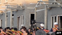 入厝永久屋 围炉贺新春