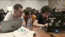 США виділили 10 мільйонів доларів, щоб допомогти Україні зміцнити кібербезпеку. Відео США виділили 10 мільйонів доларів, щоб допомогти Україні зміцнити кібербезпеку. Відео