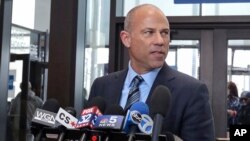 Майкл Авенатті