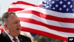 2020年10月2日,美国国务卿蓬佩奥在克罗地亚的杜布罗夫尼克市与克罗地亚总理安德烈·普连科维奇举行联合新闻发布会上发表讲话。