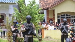 နှစ်သစ်ကူးအကြမ်းဖက်ဖို့ကြံတဲ့ သံသယရှိမှု အင်ဒိုရဲတပ်ဖွဲ့နှိမ်နင်း နှစ်သစ်ကူးအကြမ်းဖက်ဖို့ကြံတဲ့ သံသယရှိမှု အင်ဒိုရဲတပ်ဖွဲ့နှိမ်နင်း