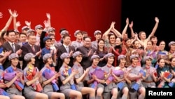 芭蕾舞剧《红色娘子军》今昔和争议(24图)