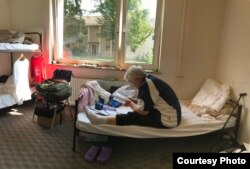 2017年8月,薛荫娴在德国海德堡难民营。 (受访者提供)