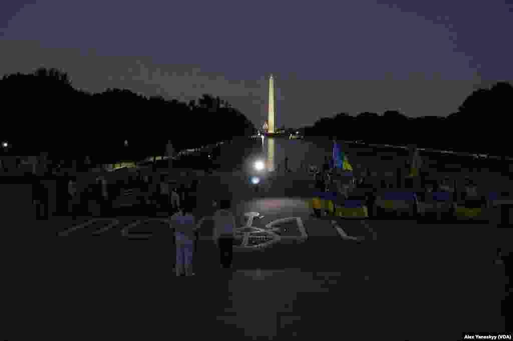 "Іскра єдності від Вашингтона до України"