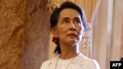 ယခင်နိုင်ငံတော်အတိုင်ပင်ခံပုဂ္ဂိုလ် ဒေါ်အောင်ဆန်းစုကြည်။ (စက်တင်ဘာ ၁၃၊ ၂၀၁၈)