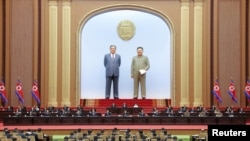 朝鲜最高人民会议2023年9月27日开会。(朝鲜官方照片)