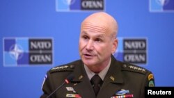 Верховний командувач Об'єднаних збройних сил НАТО в Європі та командувач збройних сил США в Європі генерал Крістофер Каволі. REUTERS/Johanna Geron