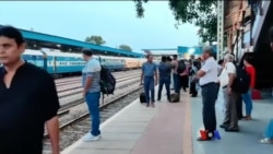 အမျိုးသမီးဝန်ထမ်းသီးသန့် အိန္ဒိယ ဘူတာရုံ အမျိုးသမီးဝန်ထမ်းသီးသန့် အိန္ဒိယ ဘူတာရုံ