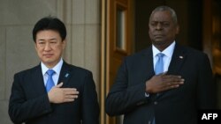 日本新防长首访五角大楼加强美日同盟。(法新社2023年10月4日)