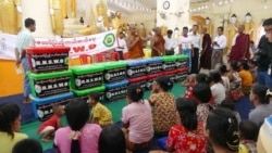 ရခိုင်ပြည်နယ်အတွင်းက ဒုက္ခသည်တွေ အကူအညီ အရေးပေါ်လိုအပ် ရခိုင်ပြည်နယ်အတွင်းက ဒုက္ခသည်တွေ အကူအညီ အရေးပေါ်လိုအပ်