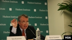 克罗普西 哈德逊研究所研究员(美国之音钟辰方拍摄)