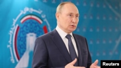 俄罗斯总统普京在德黑兰与记者见面。(2022年7月20日)