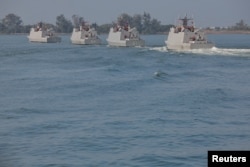 台湾海军在高雄举行的年度演习中展示光华六型级导弹快艇。(2025年1月9日)