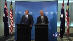 马澳领导人视察珀斯指挥中心 承诺不放弃搜寻 马澳领导人视察珀斯指挥中心 承诺不放弃搜寻