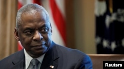 照:美国国防部长奥斯汀表态希望以色列减少对黎巴嫩首都贝鲁特及其周边地区的空袭,并称对平民伤亡人数“太高了”。(路透社:2024年9月20日)