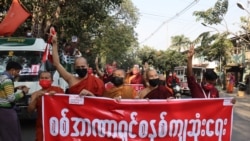 မန္တလေးမြို့က ဆန္ဒပြသံဃာတွေဖမ်းဆီးခံရ မန္တလေးမြို့က ဆန္ဒပြသံဃာတွေဖမ်းဆီးခံရ
