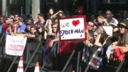 သူရဲကောင်းဇာတ်လိုက်တွေဖန်တီးခဲ့သူ Stan Lee သူရဲကောင်းဇာတ်လိုက်တွေဖန်တီးခဲ့သူ Stan Lee