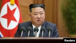 Tuần trước, Triều Tiên chính thức xác lập quyền sử dụng đòn tấn công phủ đầu để tự vệ trong một đạo luật mới mà lãnh tụ Kim Jong Un nói sẽ làm cho tình trạng hạt nhân của nước này "không thể đảo ngược được."