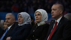 တူရကီသမ္မတ Erdogan ကာ့ဒ်လူမျိုးတွေရဲ့ထောက်ခံမှုရရှိဖို့ အားထုတ် တူရကီသမ္မတ Erdogan ကာ့ဒ်လူမျိုးတွေရဲ့ထောက်ခံမှုရရှိဖို့ အားထုတ်