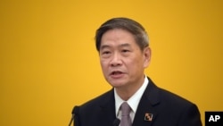 中国国台办主任张志军在记者会上讲话 (2015年11月7日)