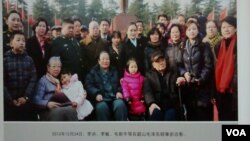 毛泽东后人回韶山合影留念 (2016年12月中旬,美国之音艾伦拍摄)