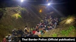 နိုဝင်ဘာလ၂၅ရက်နေ က ဖွတ်ဖရမြိုနယ်ထဲမှာ ဖမ်းမိတဲ့မြန်မာနိုင်ငံသားများ