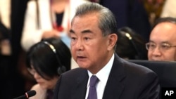 中共外交政策负责人王毅在印尼雅加达出席东盟外长会议。(2023年7月13日)