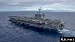 美军卡尔·文森号航母2017年2月3日在南中国海巡航 (美国海军照片)