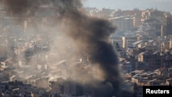 以色列持续打击黎巴嫩真主党,联合国高级官员担心黎巴嫩的港口和机场可能在冲突中关闭,这将严重影响该国的食品补给。(路透社:2024年10月12日)