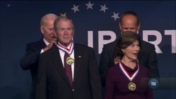 Джорджа Буша-молодшого нагородили медаллю Свободи. Відео Джорджа Буша-молодшого нагородили медаллю Свободи. Відео