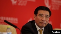 资料照:中国工业和信息化部部长苗圩