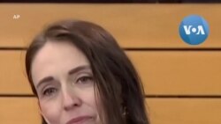 Thủ tướng New Zealand nghẹn ngào từ chức Thủ tướng New Zealand nghẹn ngào từ chức