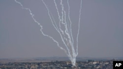 Rocket phóng đi từ Dải Gaza hôm 6/8 /2022. [Ảnh minh họa]