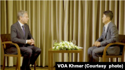 ကန်နိုင်ငံခြားရေးဝန်ကြီးနဲ့ ဗွီအိုအေ သီးသန့်တွေ့ဆုံမေးမြန်းမှု အပြည့်အစုံ