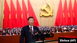 中共领导人习近平在北京人大会堂召开的中共二十大开幕式上讲话。(2022年10月16日)