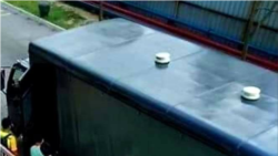 မလေးရှားမှာ သင်္ကြန်ပွဲကျင်းပသူ မြန်မာ ၇၀ နီးပါး ဖမ်းဆီးခံရ မလေးရှားမှာ သင်္ကြန်ပွဲကျင်းပသူ မြန်မာ ၇၀ နီးပါး ဖမ်းဆီးခံရ